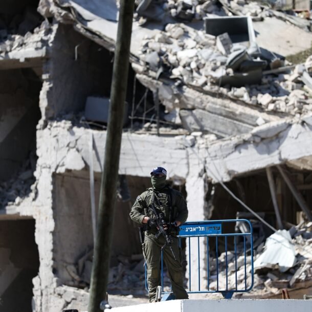 kinh-te-israel-chiu-suc-ep-lon-vi-chien-su,-thiet-hai-3-ti-do-moi-tuan