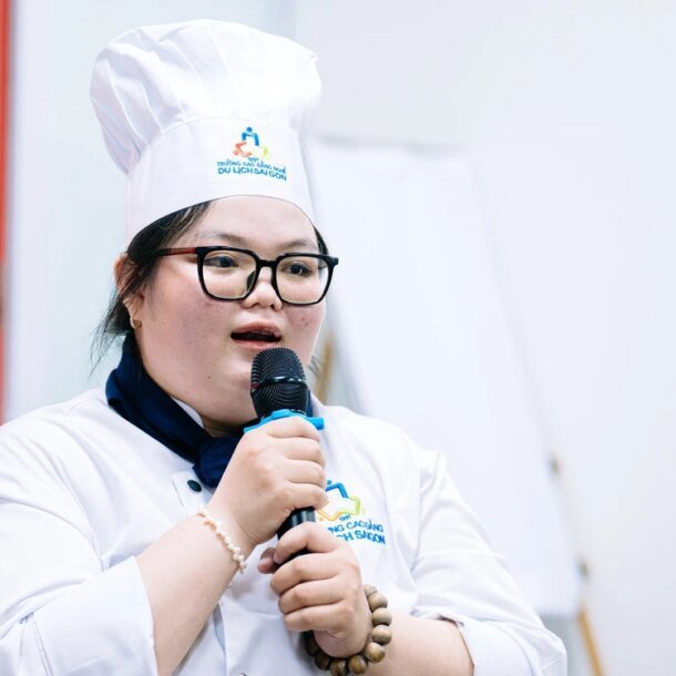 dau-bep-tre-viet-nam-du-ban-ket-global-chef-2025-giao-luu-cung-sinh-vien