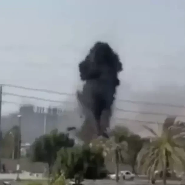 khoanh-khac-ten-lua-tan-cong-can-cu-iran-nam-canh-truong-tieu-hoc