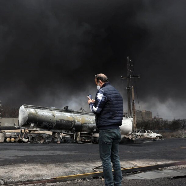 ‘mua-den’-roi-xuong-iran-sau-loat-khong-kich,-chuyen-gia-canh-bao-nguy-hiem-hon-mua-axit