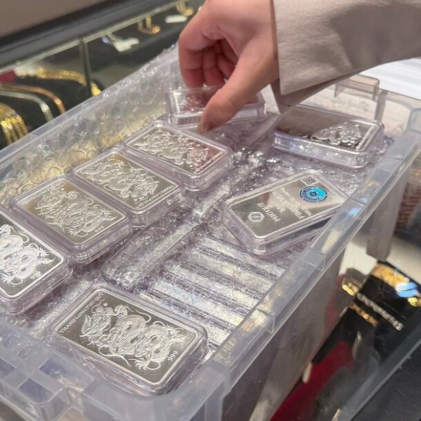 gia-bac-tang-vot-len-sat-92-trieu-dong/kg