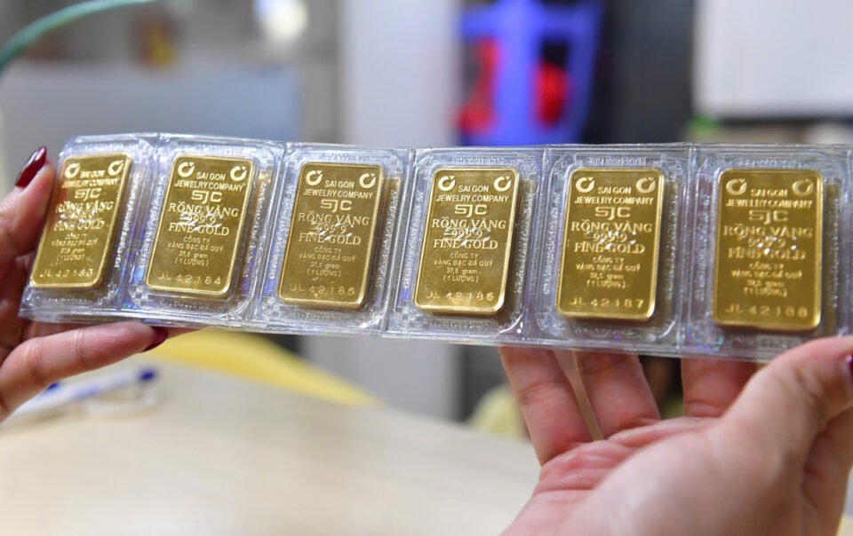 gia-vang-trong-nuoc-cao-hon-the-gioi-21-trieu-dong
