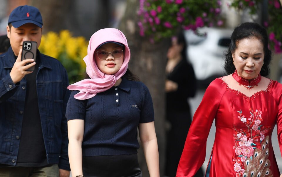 du-bao-thoi-tiet-10/3/2026:-mien-bac-tiep-tuc-ret,-ha-noi-trua-nang-den-23-do