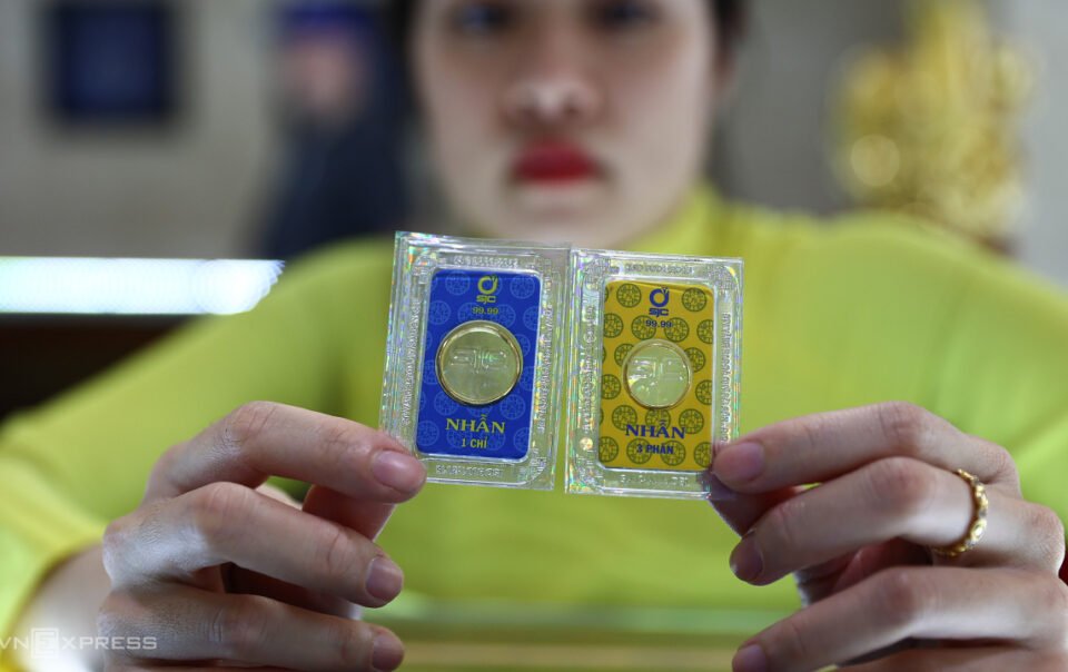 gia-vang-chung-lai-khi-nha-dau-tu-chuyen-sang-giu-usd