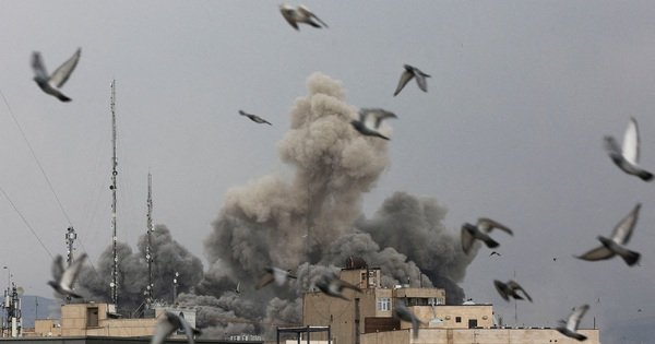 my-chi-hon-11-ti-usd-cho-6-ng&agrave;y-dau-chien-su,-&ocirc;ng-trump-canh-b&aacute;o-iran