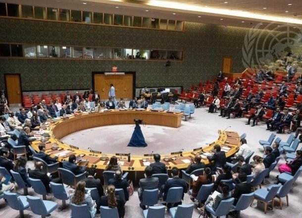 iran-phan-doi-hdba-vi-nghi-quyet-yeu-cau-ngung-tan-cong-o-vung-vinh