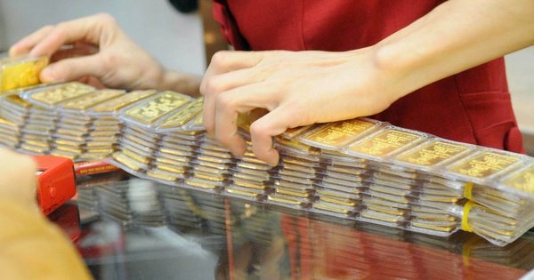 gi&aacute;-v&agrave;ng,-gi&aacute;-bac-don-dap-giam