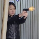 &ocirc;ng-kim-jong-un-v&agrave;-con-g&aacute;i-ban-thu-s&uacute;ng-ngan