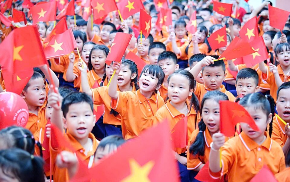 bao-dam-du-truong-lop-cho-tre-em-thanh-pho