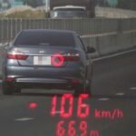 hang-chuc-o-to-chay-qua-toc-do-tren-cao-toc-can-tho-–-hau-giang