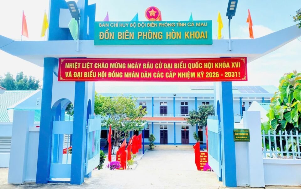 sang-nay,-cu-tri-hon-chuoi,-hon-khoai-vuot-song-bo-phieu-som