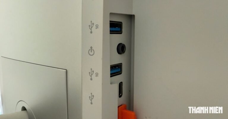 cong-usb-tren-man-hinh-co-the-lam-duoc-nhieu-hon-chung-ta-nghi