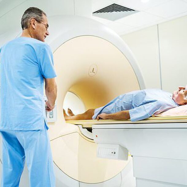 chuyen-gia-quoc-te-khuyen-nam-tu-tren-50-tuoi-nen-chup-mri-nhanh-phat-hien-som-ung-thu