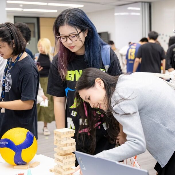 hoc-bong-truong-dai-hoc-fulbright-viet-nam:-cho-nhung-nguoi-tre-dam-uoc-mo