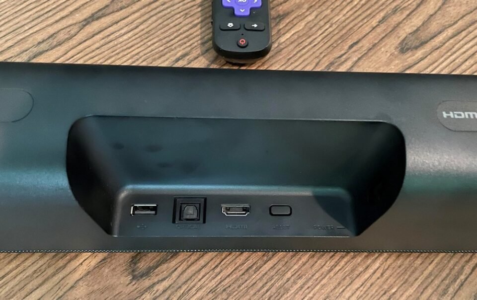 kham-pha-nhung-tien-ich-cua-cong-usb-tren-loa-soundbar