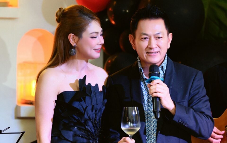 thanh-thao-duoc-chong-viet-kieu-bay-ve-viet-nam-lam-dieu-dac-biet