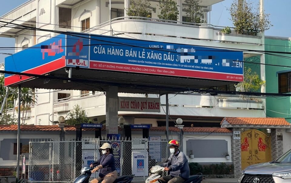 xu-phat-cua-hang-xang-dau-tai-vinh-long-tu-y-ngung-ban-hang