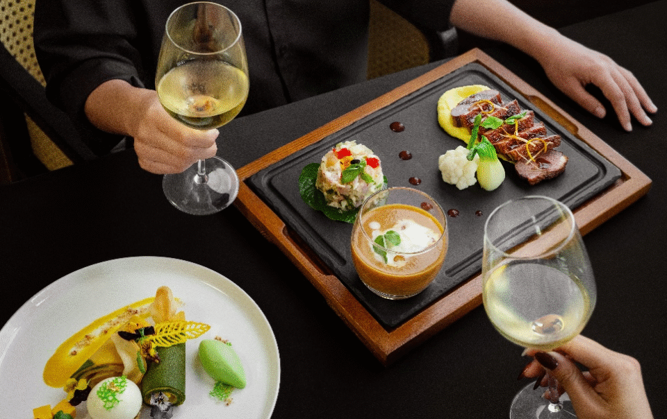 le-hoi-am-thuc-the-gioi-keo-dai-ba-thang-o-cam-ranh