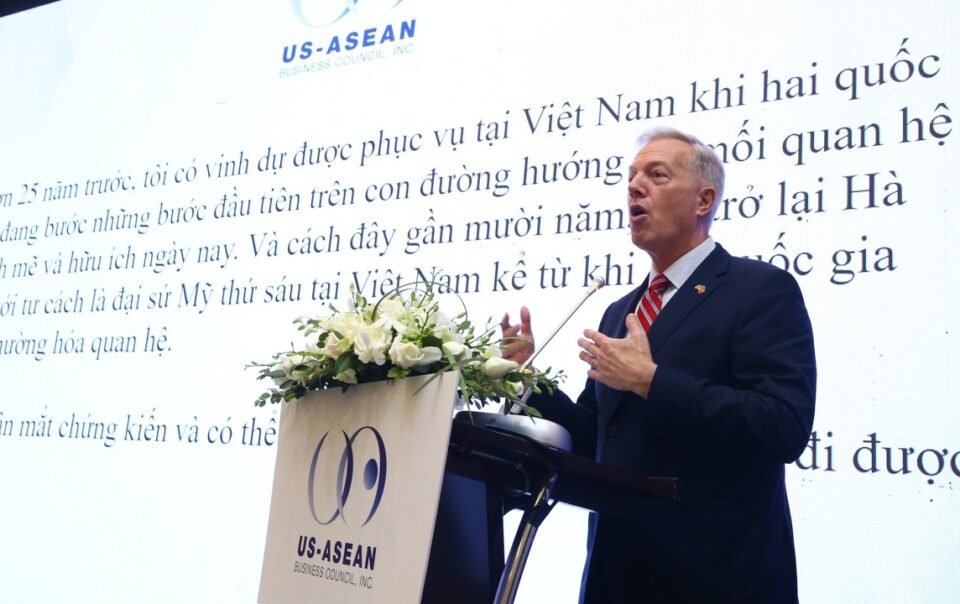 cuu-dai-su-my-chia-se-ve-co-hoi-du-hoc-2026