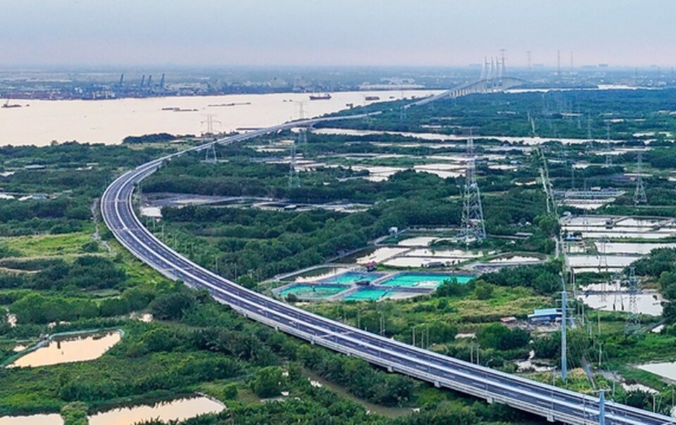 lien-danh-vfi-group-–-phuong-thanh-–-bo-bien-vang-de-xuat-lam-duong-ven-bien-tp.hcm