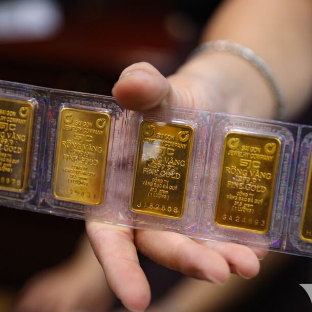 gia-vang-hom-nay-20/3/2026-giam-khong-ngung,-sjc-va-nhan-chi-ha-hon-1-trieu-dong/luong