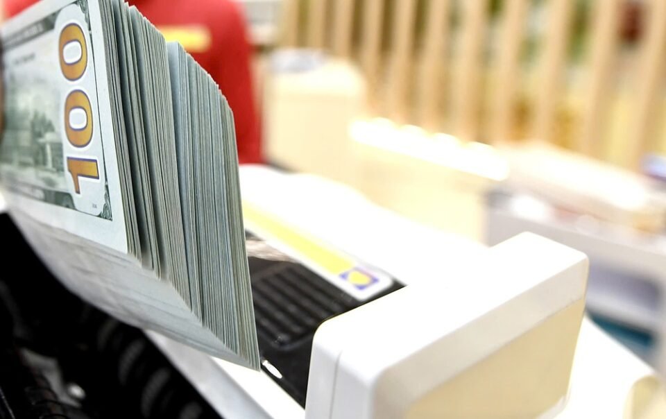 gia-usd-hom-nay-203.2026:-ngan-hang-tang-gia-usd,-eur,-bang-anh…