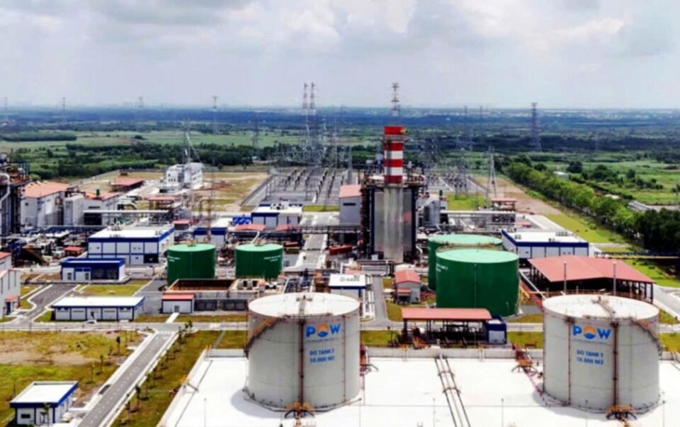 day-nhanh-xay-them-kho-du-tru-xang-dau