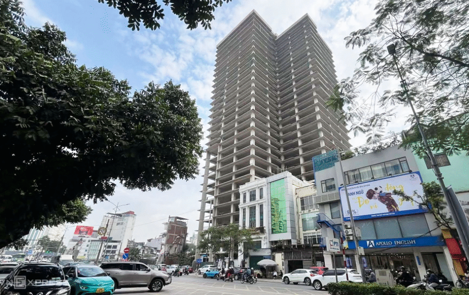 kinh-bac-lai-hon-300-ty-dong-khi-mua-toa-nha-tren-dat-vang-lang-ha