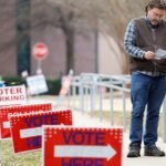 dang-d&acirc;n-chu-v&agrave;-ph&eacute;p-thu-truoc-them-bau-cu-giua-ky-o-my