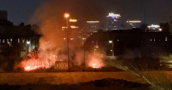 my-ra-canh-b&aacute;o-to&agrave;n-cau-den-c&ocirc;ng-d&acirc;n-do-chien-su-trung-d&ocirc;ng