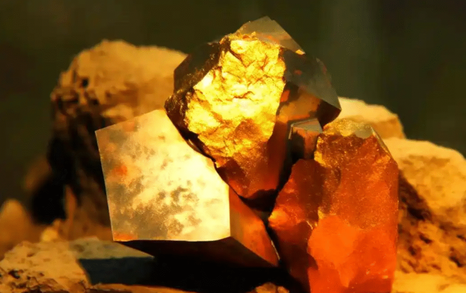 thanh-pho-co-hon-2000-mach-vang,-khai-thac-2.000-nam-van-chua-can