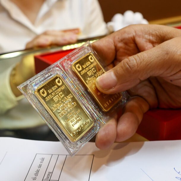 ngan-hang-rao-ban-mon-no-xau-'cong'-lai-vang-sjc-hon-23-ty-dong