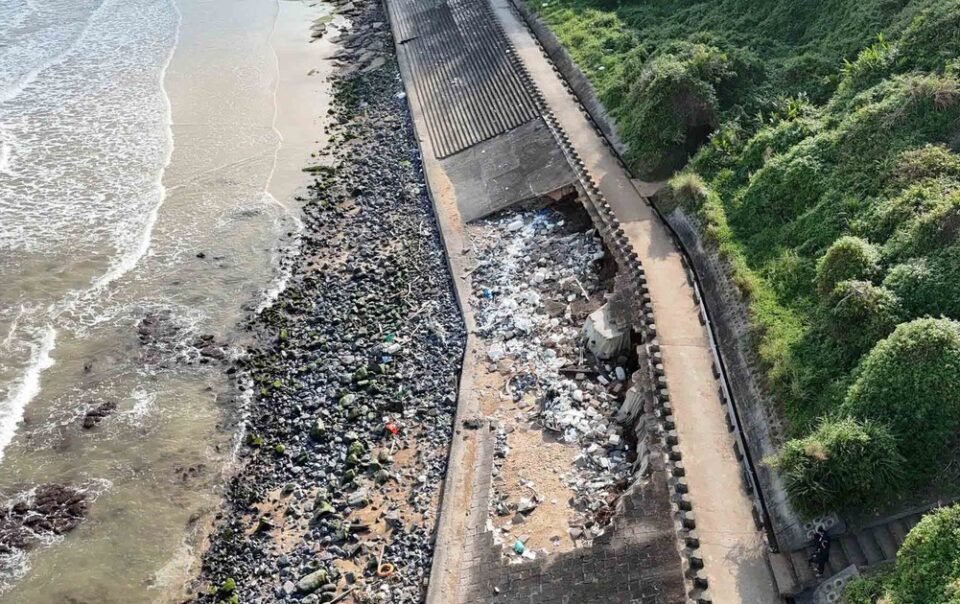 ke-chan-song-sat-lo-ngay-sat-dia-dao-vinh-moc