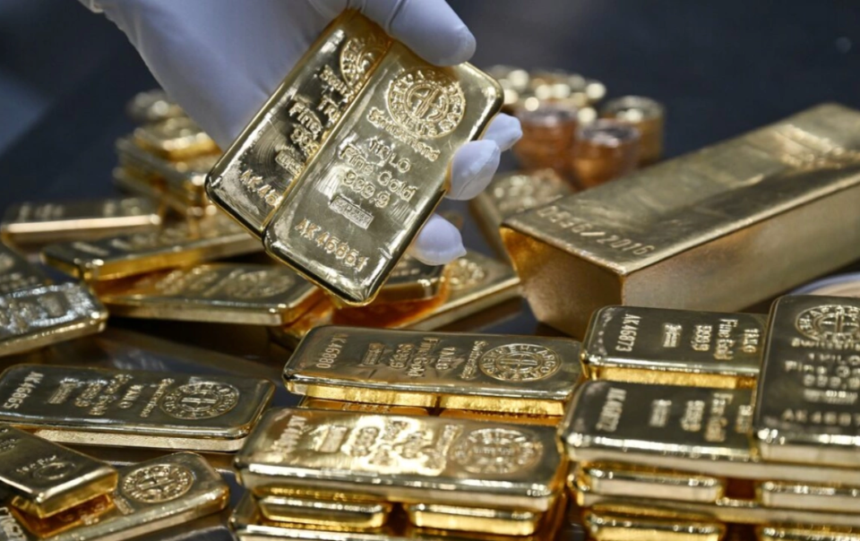 gia-vang-the-gioi-tang-tro-lai