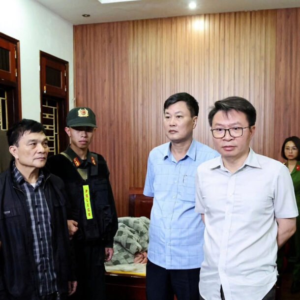 hon-200-canh-sat-dong-loat-dot-kich,-danh-sap-3-nhom-toi-pham-com-can-o-phu-tho