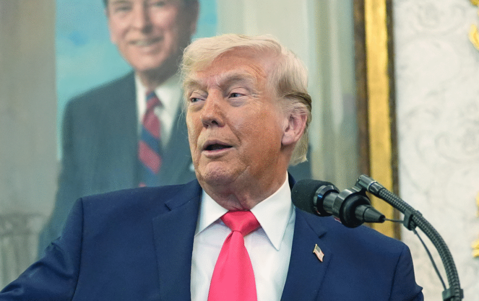 ong-trump:-iran-da-tang-‘mon-qua-rat-lon’-ve-dau-khi-cho-my