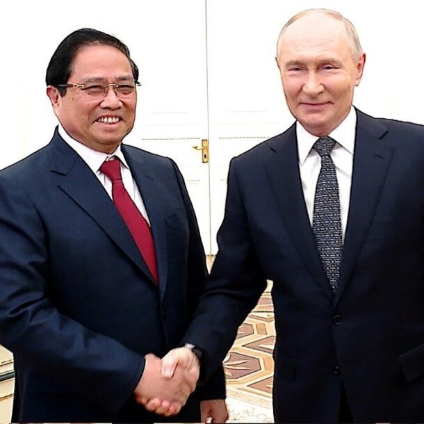thu-tuong-pham-minh-chinh-hoi-kien-tong-thong-putin