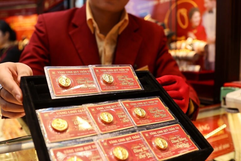 gia-vang-hom-nay-21/3/2026-roi-thang-dung,-vang-mieng-sjc-va-nhan-giam-hon-5-trieu