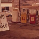 hai-cu-soc-dau-mo-lam-rung-chuyen-kinh-te-toan-cau-thap-nien-1970