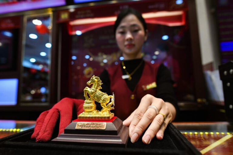 gia-vang-hom-nay-27/3/2026-roi-thang-dung,-sjc-va-nhan-tiep-da-giam-manh