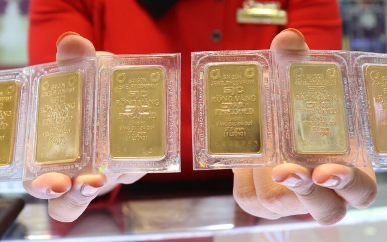 gia-vang-trong-nuoc-cao-hon-the-gioi-gan-30-trieu-dong/luong