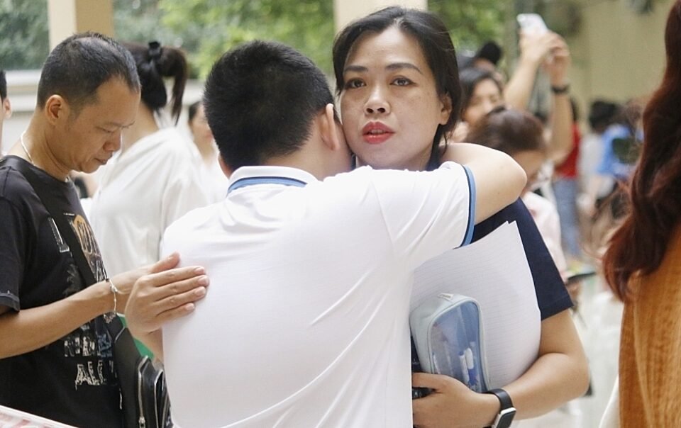 ha-noi-cat-giam-35-truong-co-khien-cuoc-dua-cong-lap-them-cang-thang?