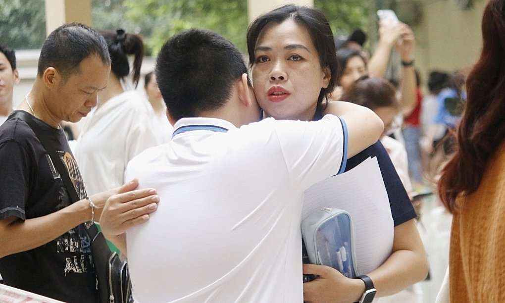 ha-noi-cat-giam-35-truong-co-khien-cuoc-dua-cong-lap-them-cang-thang?