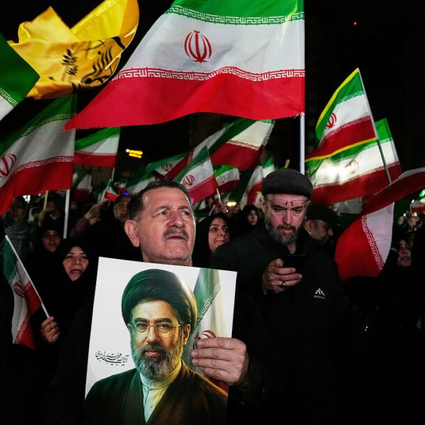 tan-lanh-tu-toi-cao-iran-gui-thu-cam-on-iraq