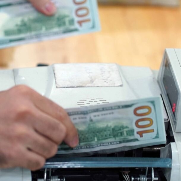 gia-usd-hom-nay-303.2026:-dung-yen-trong-khi-euro,-yen-nhat-dong-loat-giam