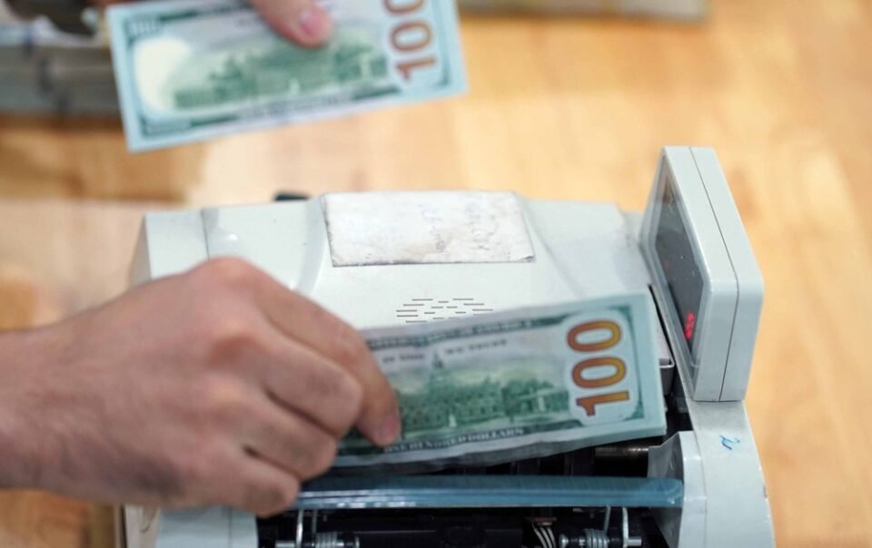 gia-usd-hom-nay-303.2026:-dung-yen-trong-khi-euro,-yen-nhat-dong-loat-giam