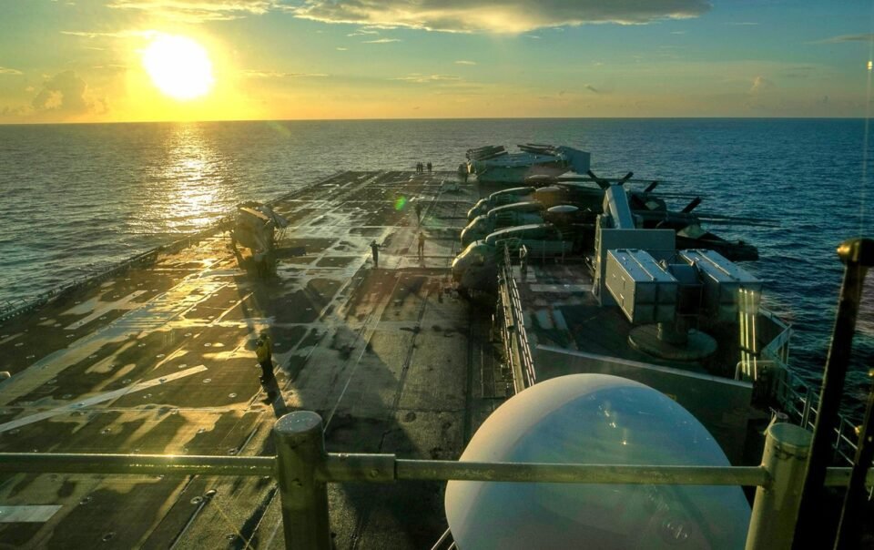 trung-dong-sang-30-3:-ong-trump-noi-muon-co-dau-iran,-chiem-dao-kharg;-thu-do-iran-mat-dien