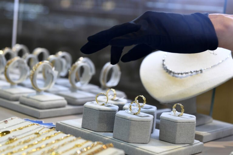 bien-co-moi-o-vang-bao-tin-minh-chau;-kiem-28-trieu/thang-co-the-chua-can-nop-thue-tncn