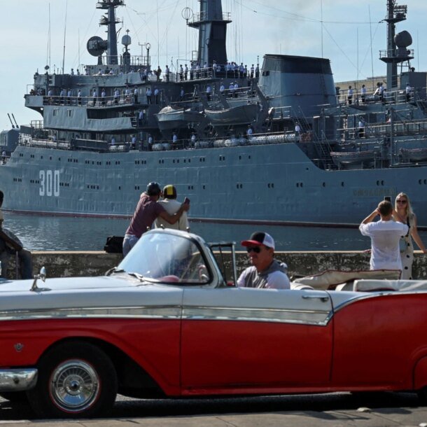 tau-cho-dau-lon-cua-nga-tien-sat-cuba,-du-kien-cap-cang-hom-nay