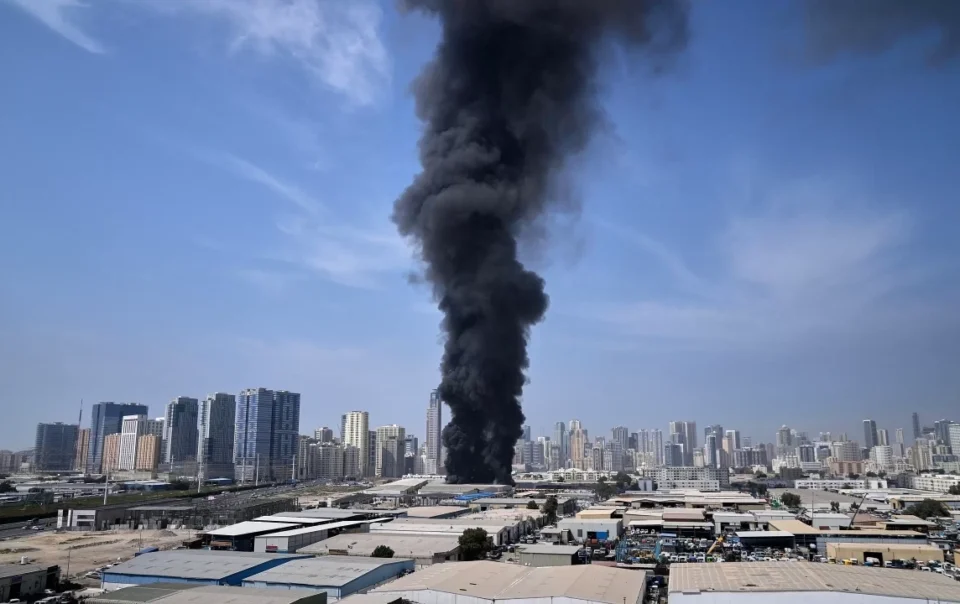 quan-chuc-uae-yeu-cau-iran-boi-thuong